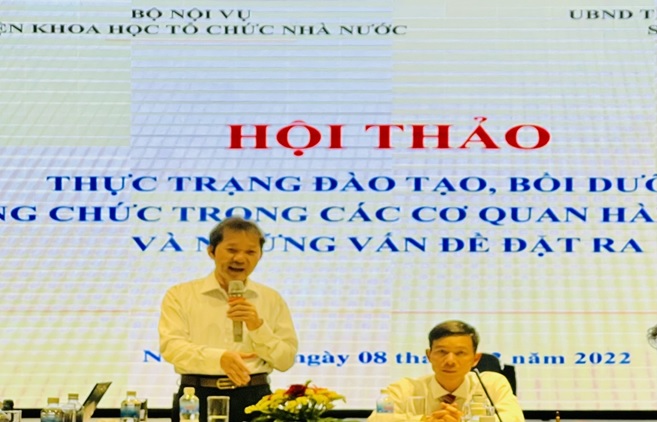 Hội thảo “Thực trạng đào tạo bồi dưỡng công chức trong các cơ quan hành chính và những vấn đề đặt ra”