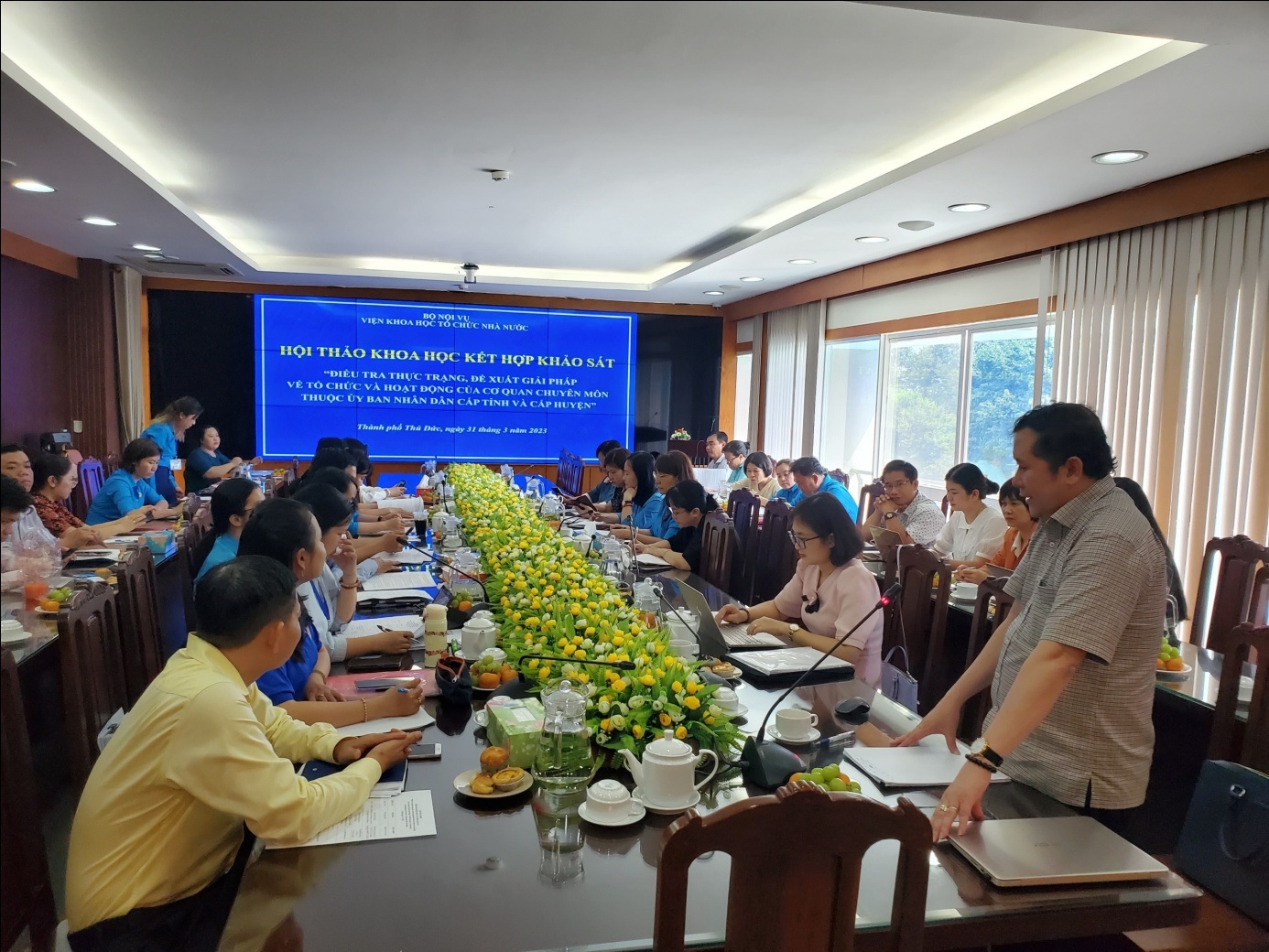 Điều tra thực trạng đề xuất giải pháp về tổ chức và hoạt động của cơ quan chuyên môn thuộc ủy ban nhân dân cấp tỉnh cấp huyện tại Thành phố Hồ Chí Minh