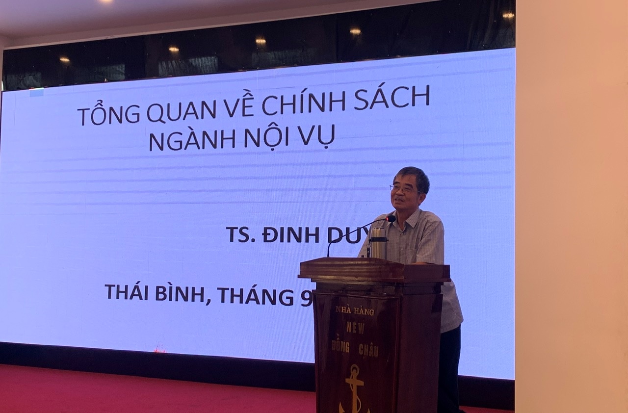 Lớp bồi dưỡng phương pháp nghiên cứu xây dựng các chính sách phục vụ công tác quản lý nhà nước của Bộ ngành Nội vụ năm 2023