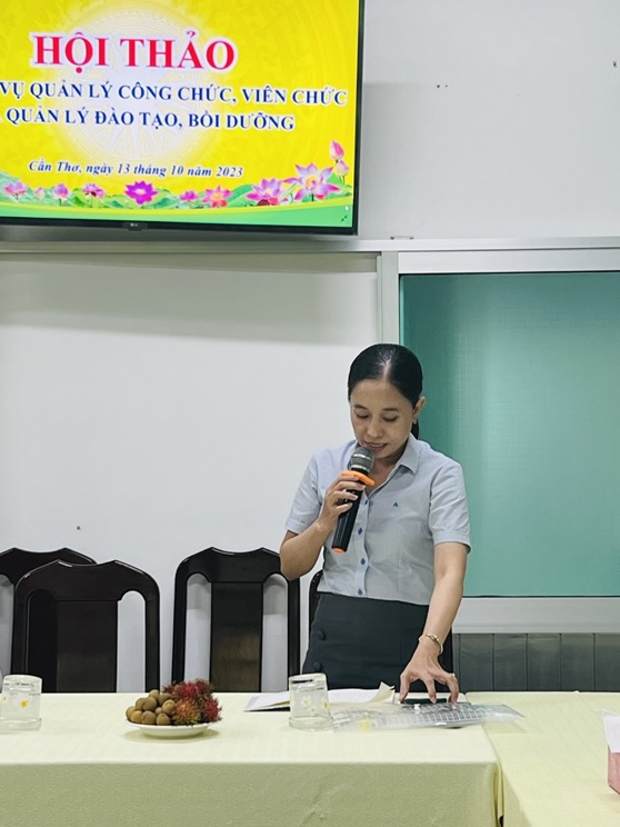 Hội thảo “Thực trạng quản lý công chức viên chức và công tác đào tạo bồi dưỡng” tại Thành phố Cần Thơ