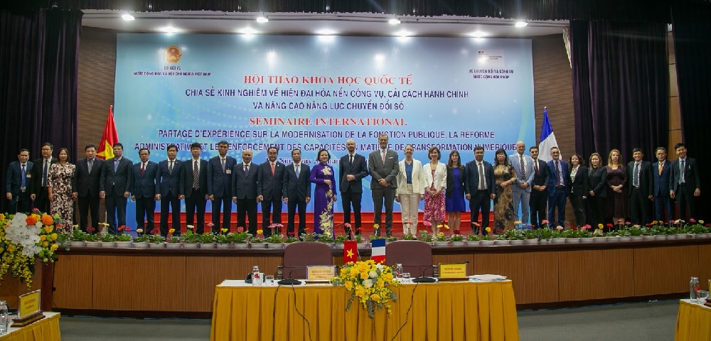 HỘI THẢO KHOA HỌC QUỐC TẾ “Chia sẻ kinh nghiệm về hiện đại hóa nền công vụ cải cách hành chính và nâng cao năng lực chuyển đổi số”