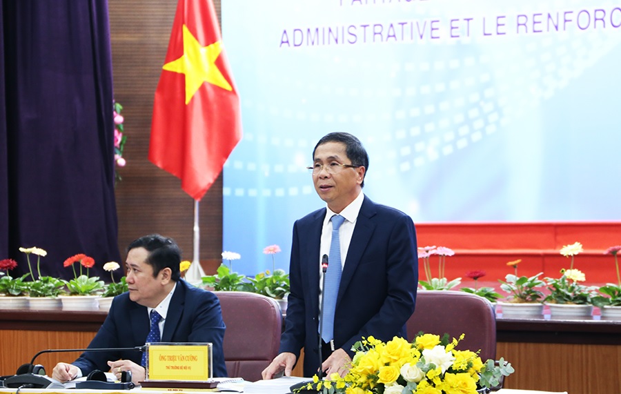 HỘI THẢO KHOA HỌC QUỐC TẾ “Chia sẻ kinh nghiệm về hiện đại hóa nền công vụ cải cách hành chính và nâng cao năng lực chuyển đổi số”