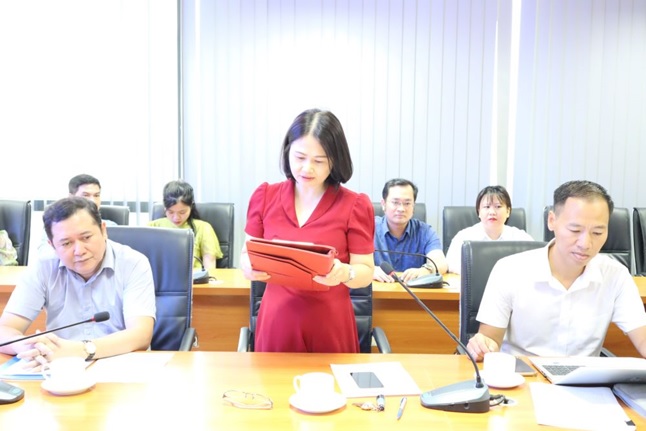 Lễ công bố và trao Quyết định nghỉ hưu đối với ông Nguyễn Văn Thảo  Phó Chánh Văn phòng Viện Khoa học tổ chức nhà nước