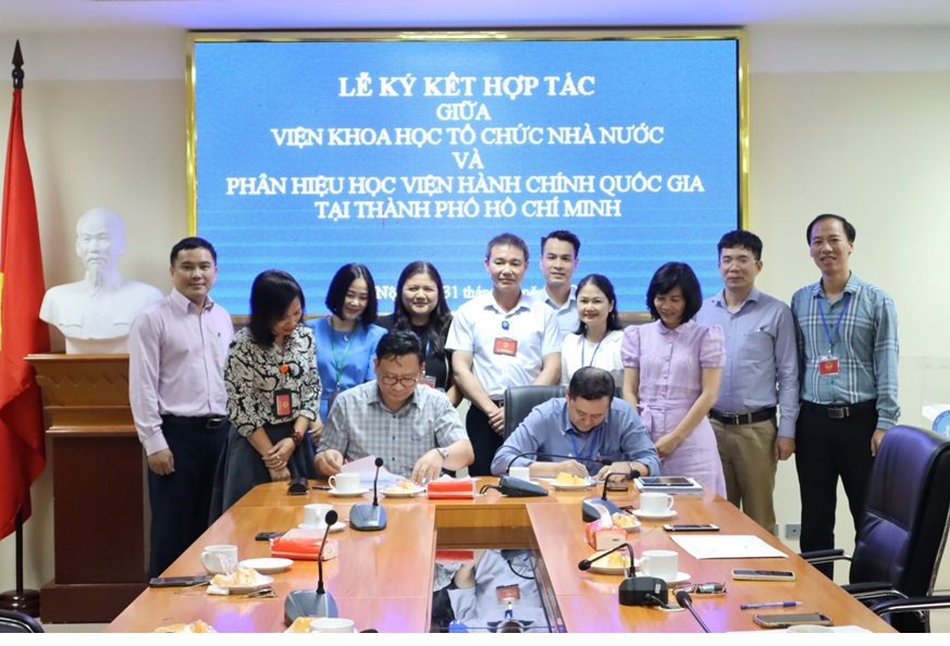 Lễ ký kết hợp tác giữa Viện Khoa học tổ chức nhà nước và Phân hiệu Học viện Hành chính Quốc gia tại Thành phố Hồ Chí Minh