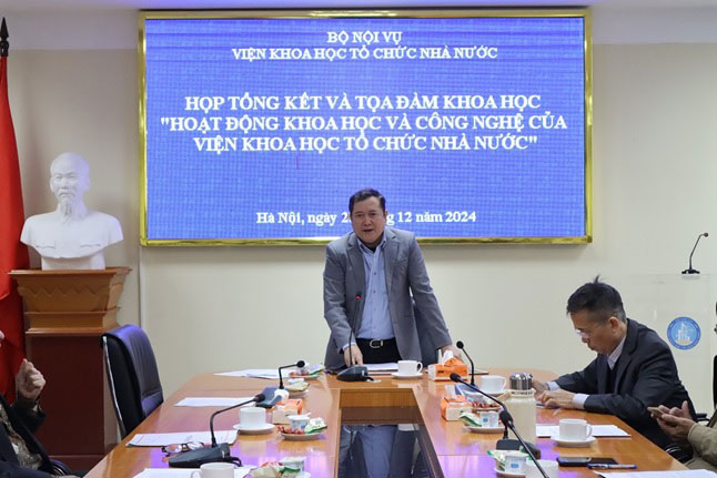Họp tổng kết và Tọa đàm khoa học Hội đồng khoa học Viện Khoa học tổ chức nhà nước năm 2024