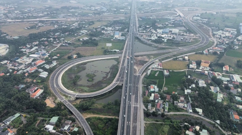 Sáp nhập tỉnh xã Gọn nhưng phải tinh thì mới mạnh