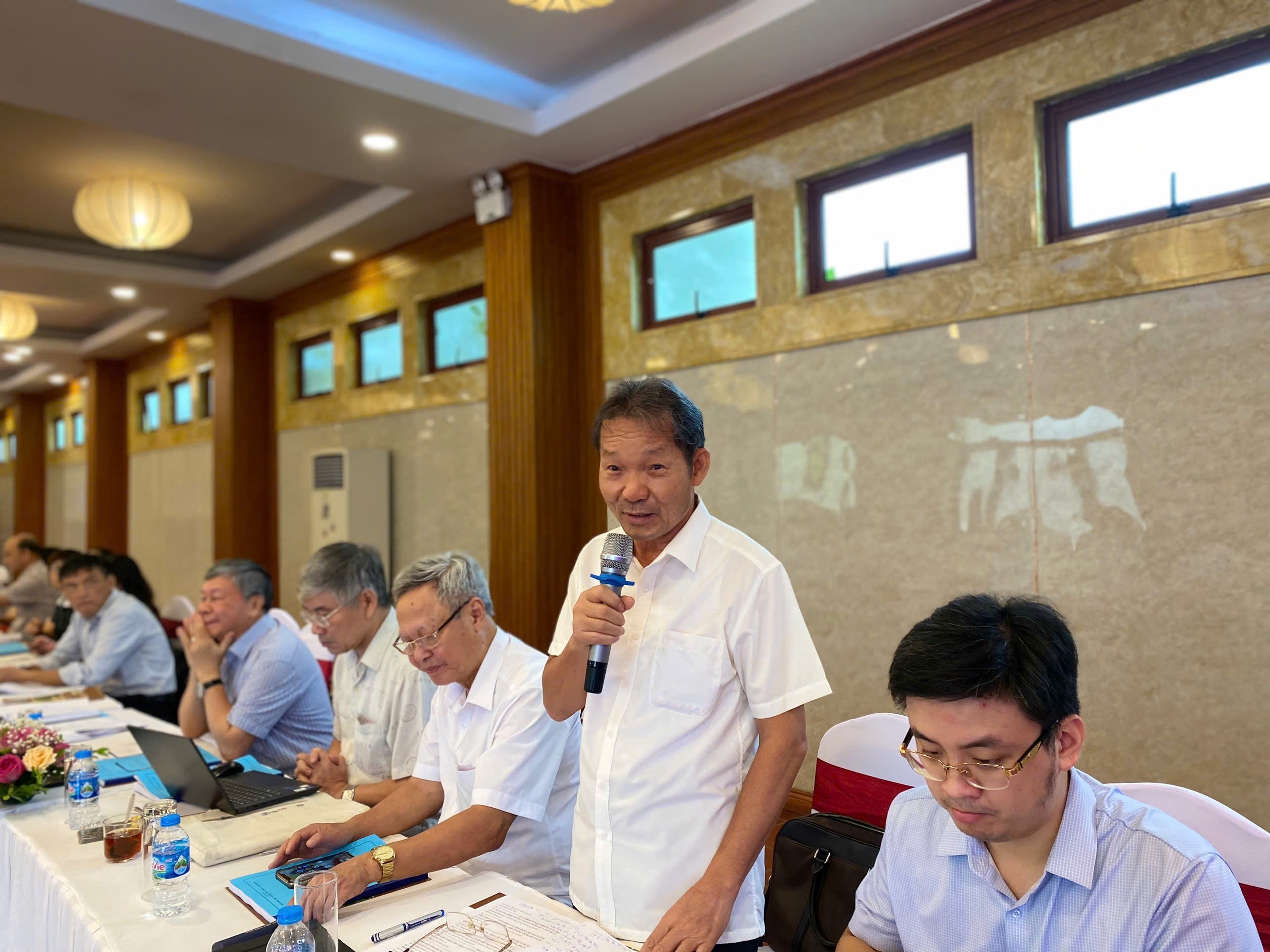 HỘI THẢO KHOA HỌC “CƠ SỞ LÝ LUẬN VỀ VỊ TRÍ VIỆC LÀM VÀ QUẢN LÝ CÔNG CHỨC THEO VỊ TRÍ VIỆC LÀM”